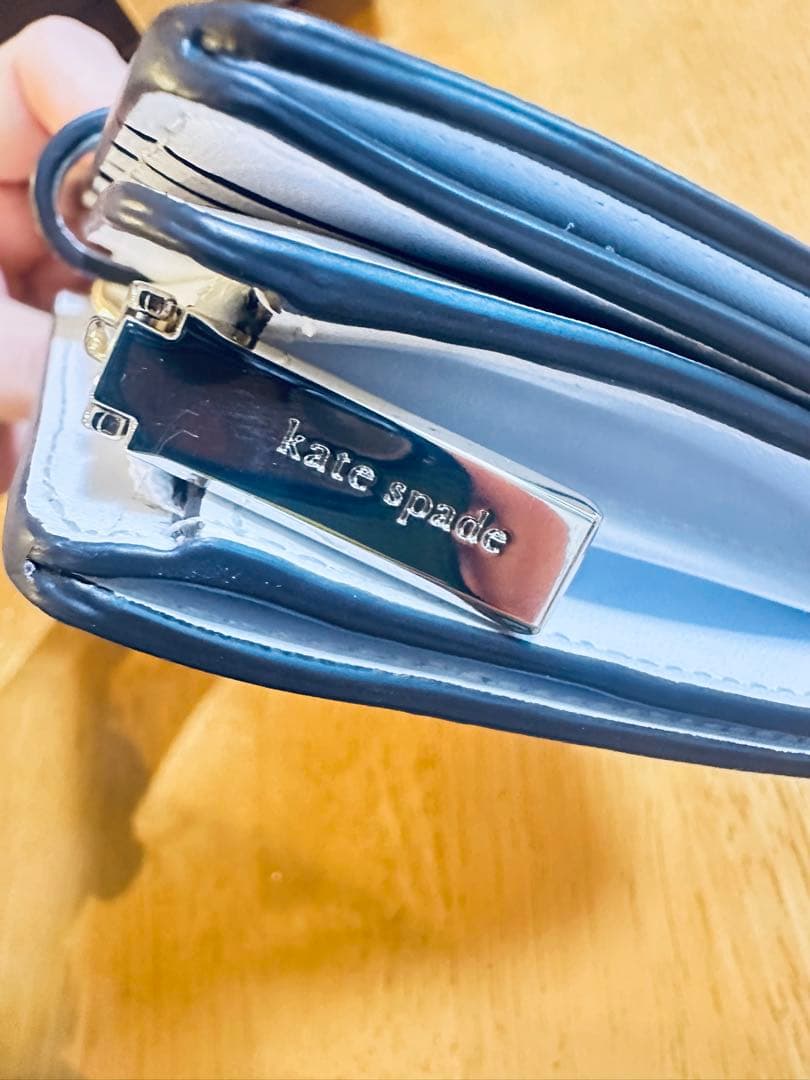 ◆kate spade NEW YORK◆二つ折り財布◆ライトブルー＆ホワイト◆