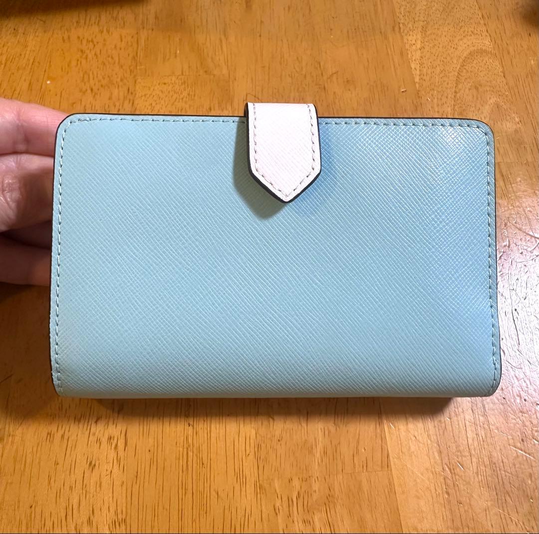 ◆kate spade NEW YORK◆二つ折り財布◆ライトブルー＆ホワイト◆