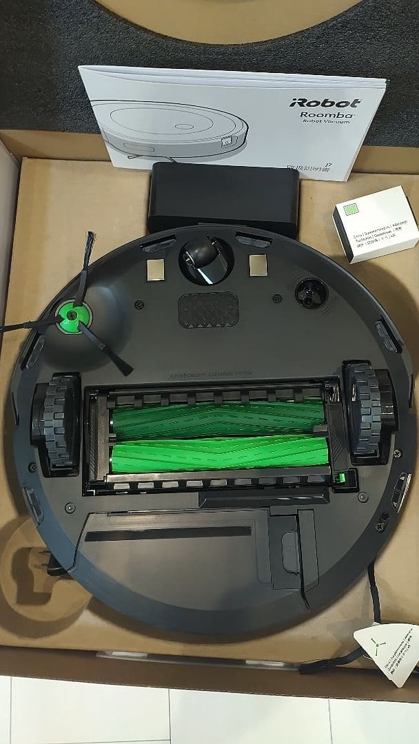 iRobot Roomba j7 本体