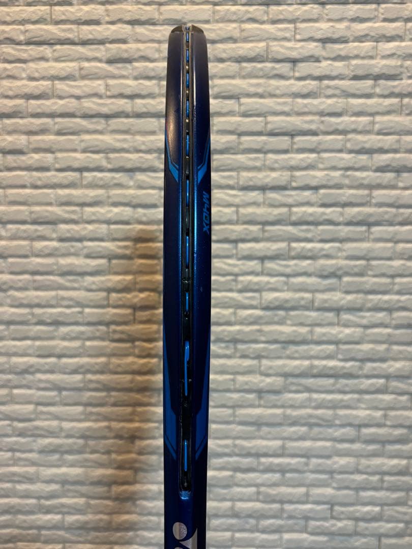 【軽量】YONEX EZONE 100SL（270g,グリップサイズG12）