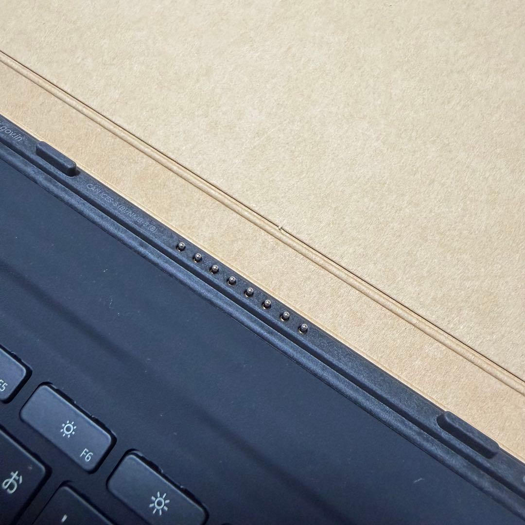 ②純正中古美品 Microsoft Surface Go タイプカバー 1840
