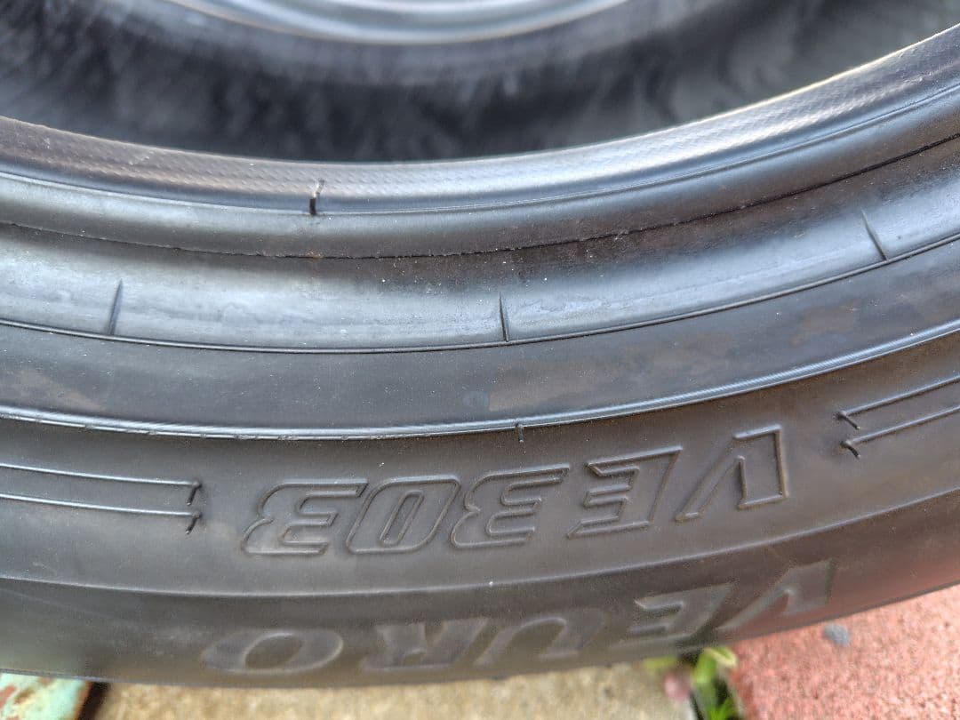 ダンロップ VE303 215/55R16 夏タイヤ