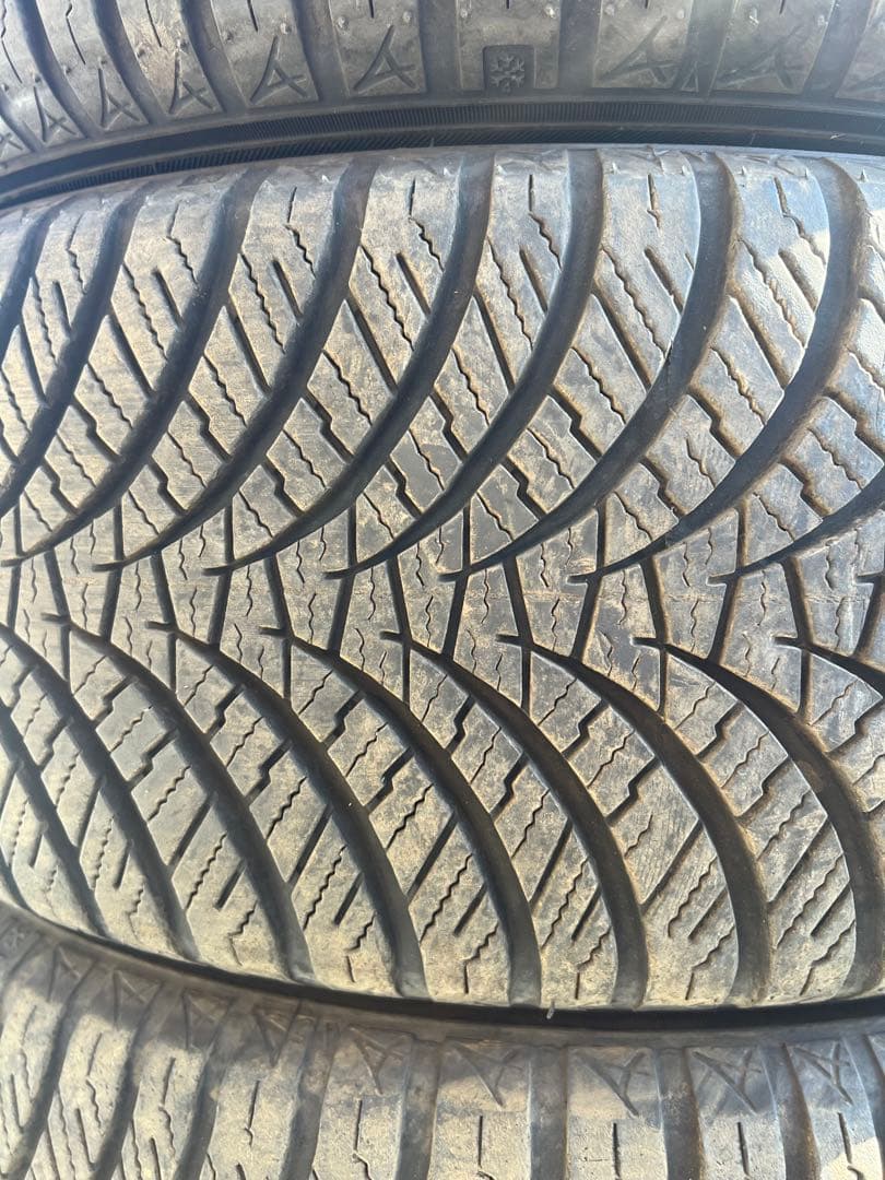 ダンロップ　オールシーズン　マックス　205/55r16 23年 8.5部山