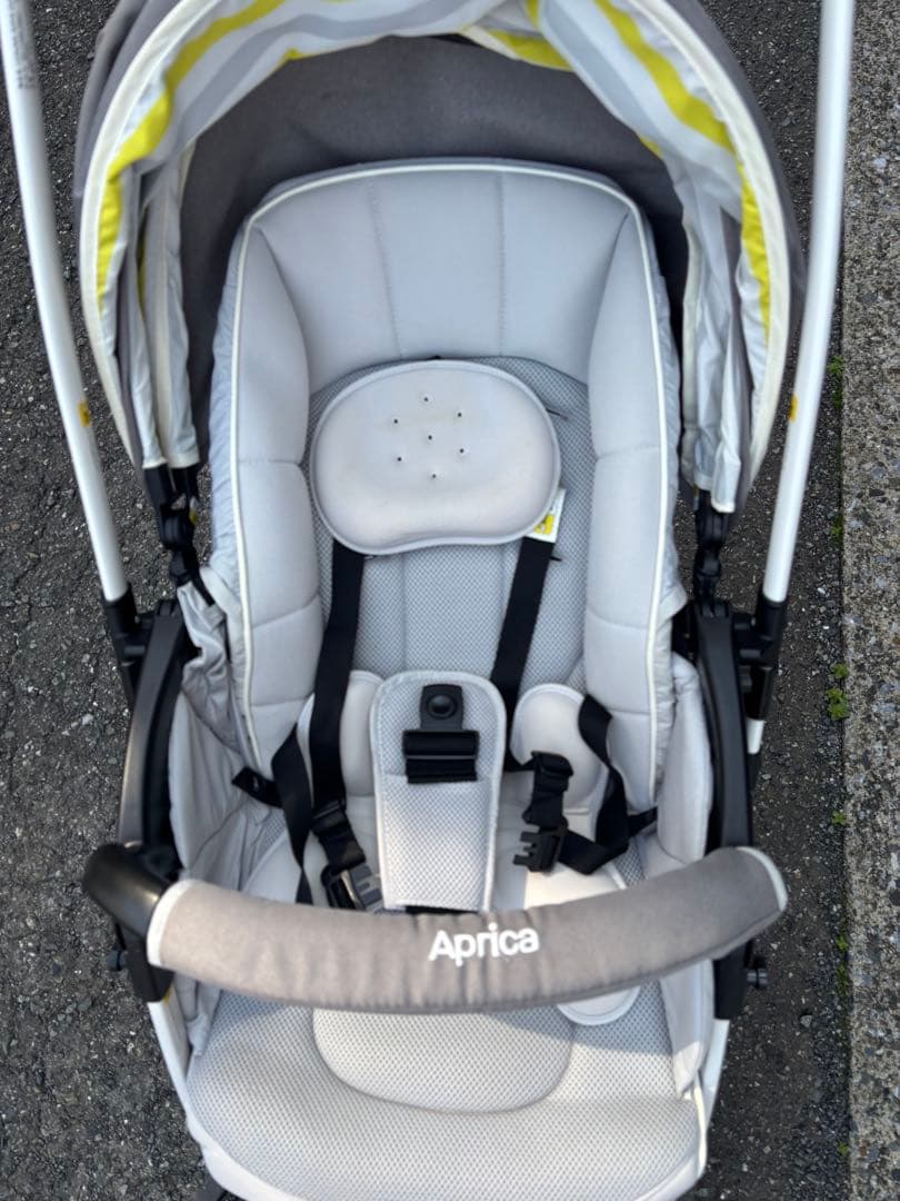 ベビーカーラクーナ ソファークッションアップリカAprica a型