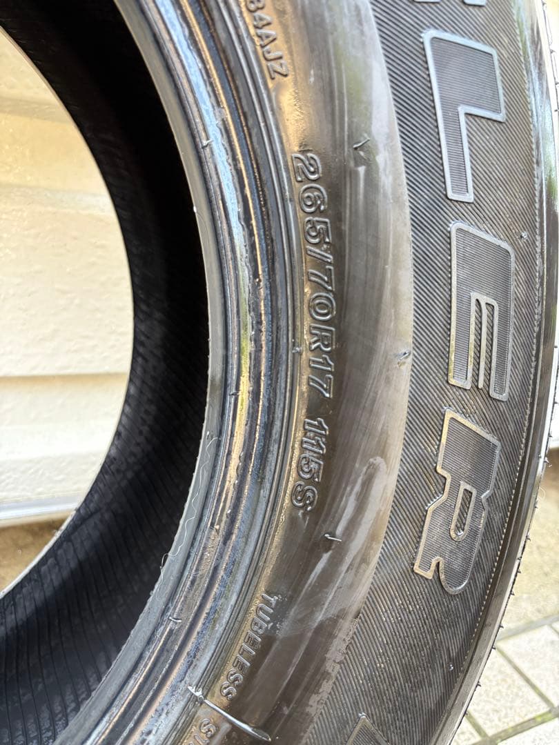 BRIDGESTONE 265/70R17 タイヤ 1本