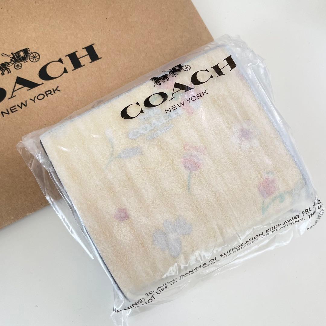 COACH コーチ　折り財布　イエロー　黄色　花柄　ミニウォレット