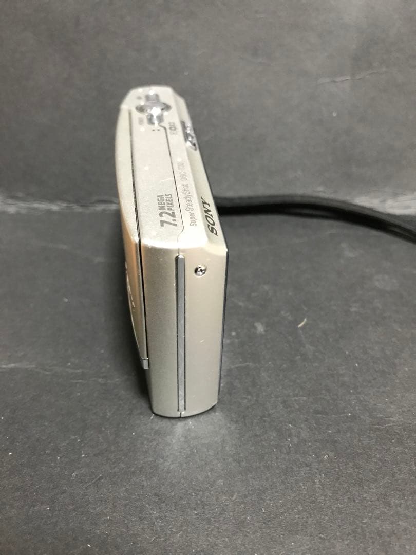 【完動品・美品】Sony Cyber-shot DSC-T30 デジタルカメラ