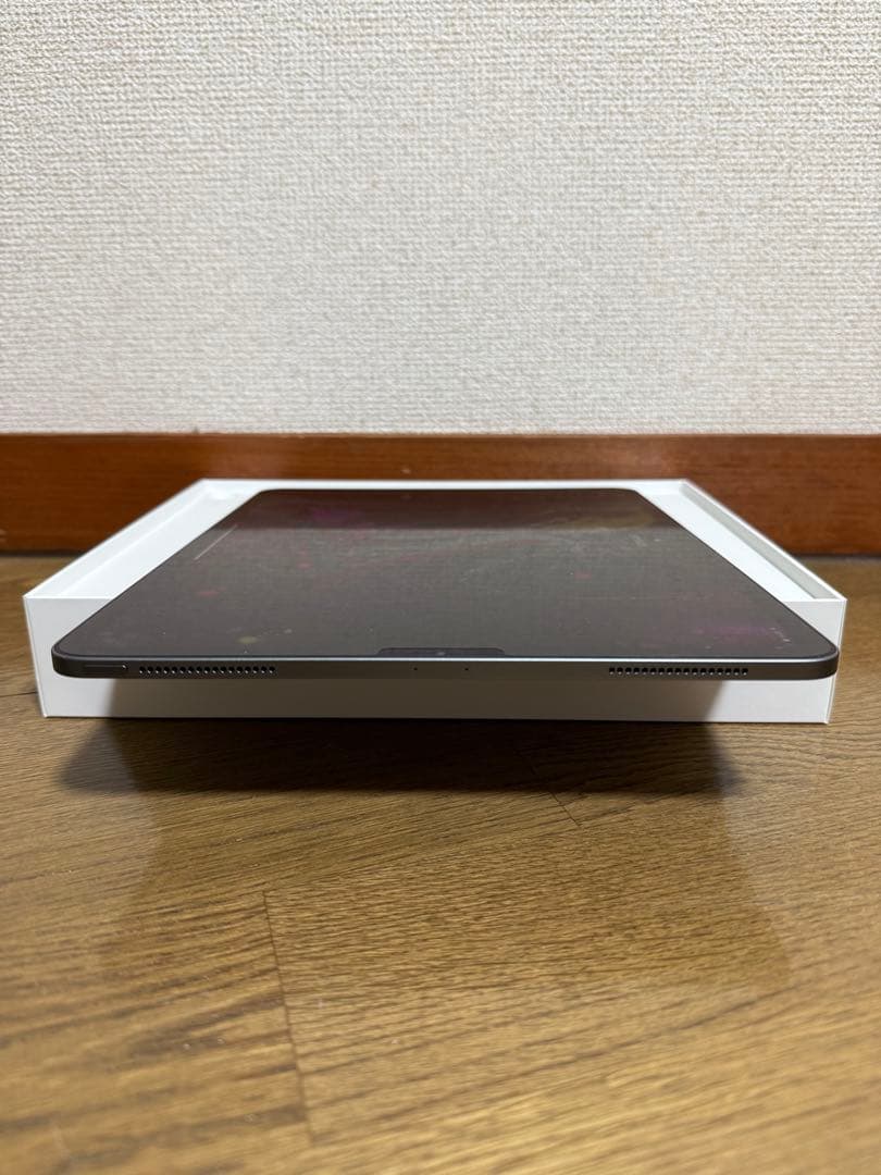 iPad Pro 12.9インチ (第3世代) スペースグレー、フルセット