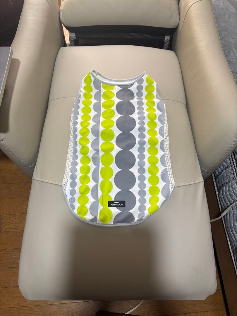 大型犬。アルファアイコンサマークールタンク1XL