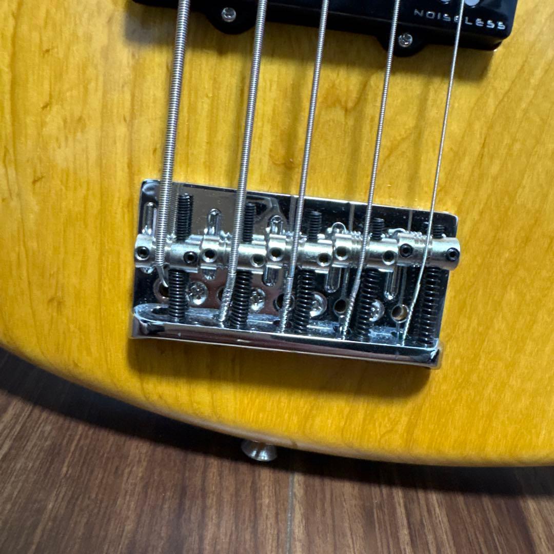 Fender deluxe Jazz bass Ⅴ 新井和樹