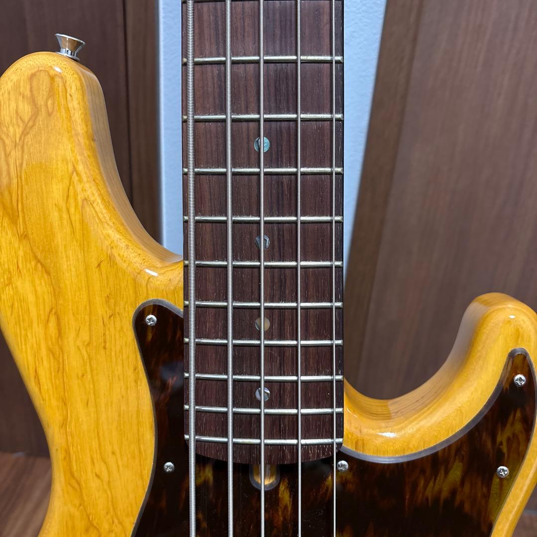 Fender deluxe Jazz bass Ⅴ 新井和樹