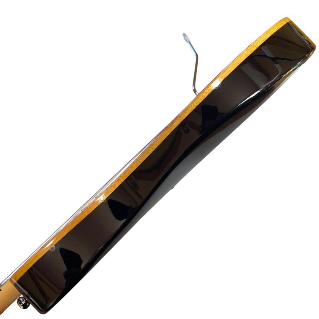 美品 Sterling by Musicman SUB AX3FM Axis
