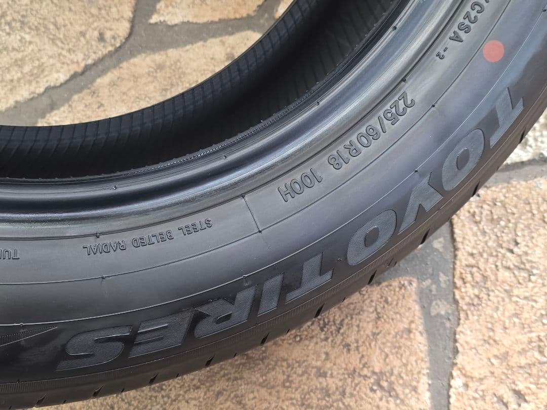 Toyo Proxes Comfort 225/60R18 中古車サマータイヤ