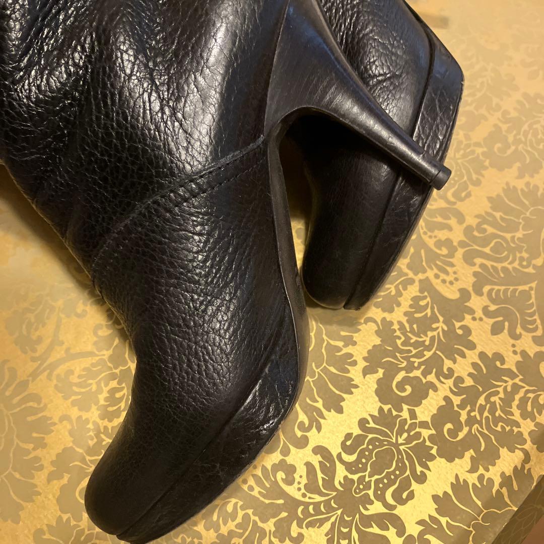 MIU MIU レザー　ブーツ　ミュウミュウ