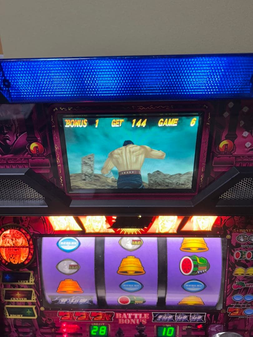 J*E様 送料込！自宅まで配送！　初代パチスロ北斗の拳　ユリア　ブラックVer.