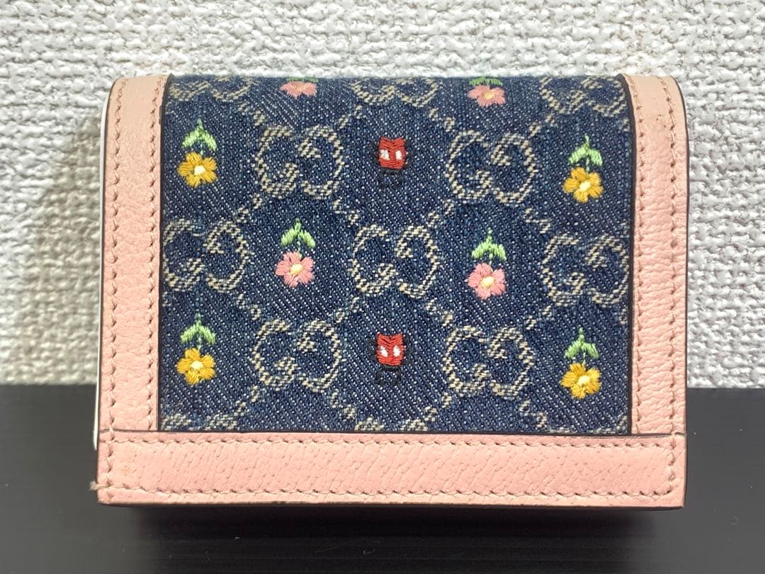 【新品未使用】GUCCI フローラルエンブロイダリー 二つ折り 財布