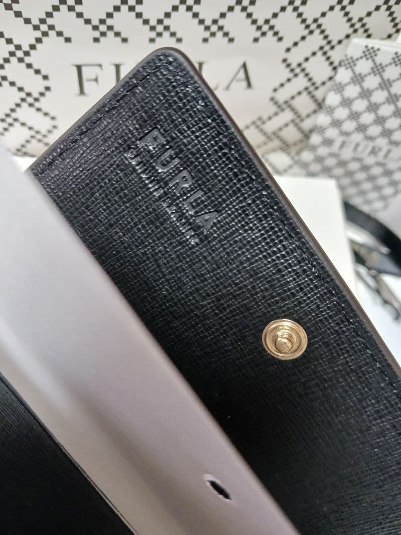 専用　★FURLA★ブラックレザー 名刺入　カード入　 付属品付　新品
