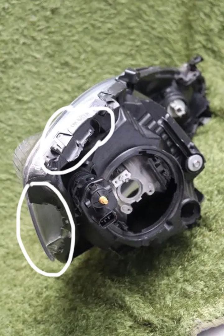 ホンダフィットシャトル GP2左ヘッドライト