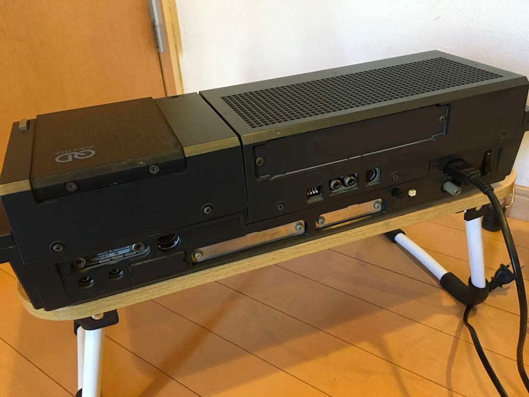 パソコン　シャープMZ1500 、モニター　ソフト付（クイックディスクに難あり）
