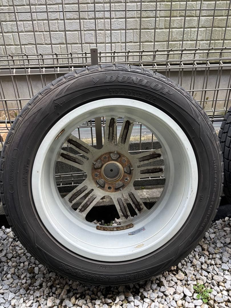 215/55R17 スタッドレスタイヤホイールセット ヒビ有