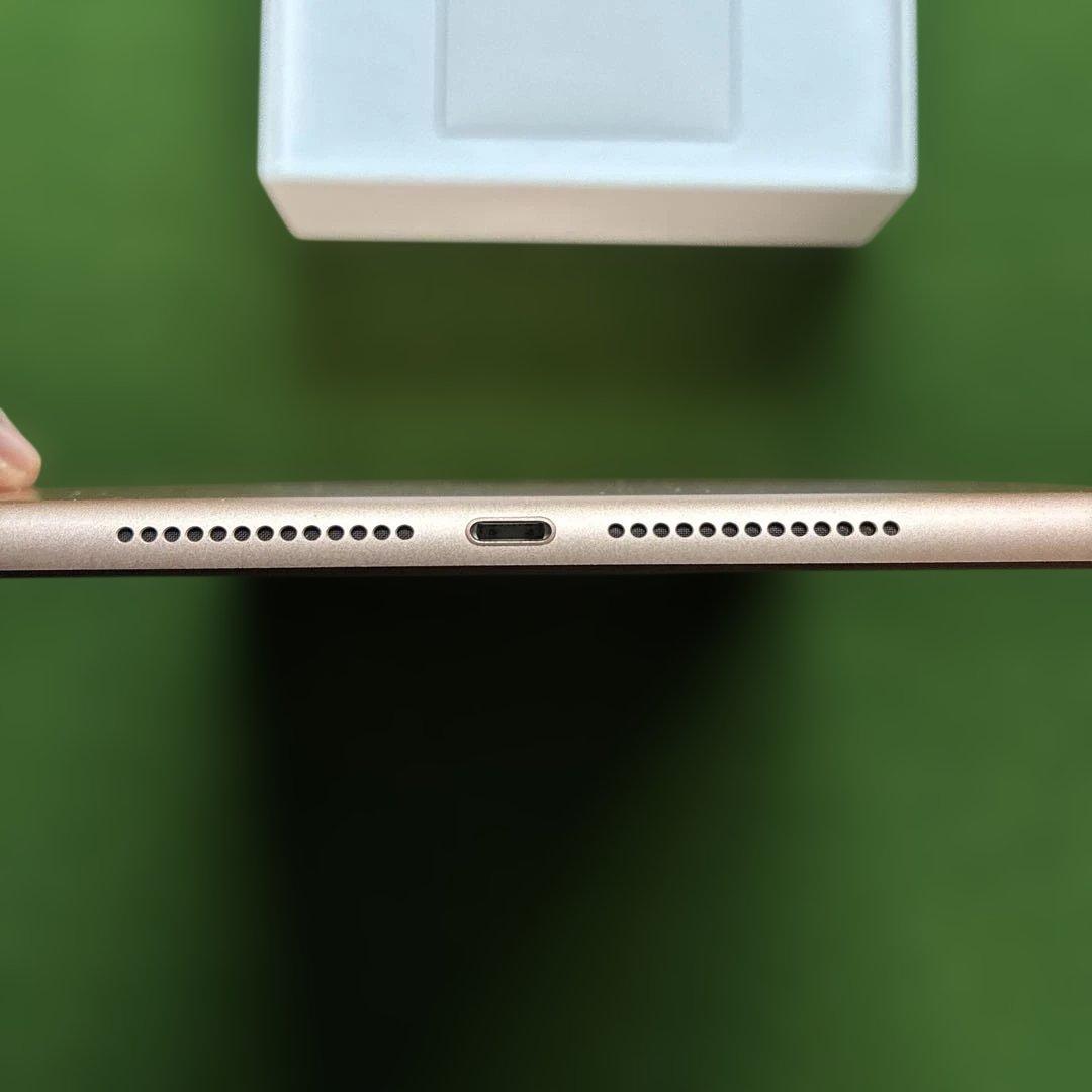 iPad 第6世代 Wi-Fi 32GBゴールド
