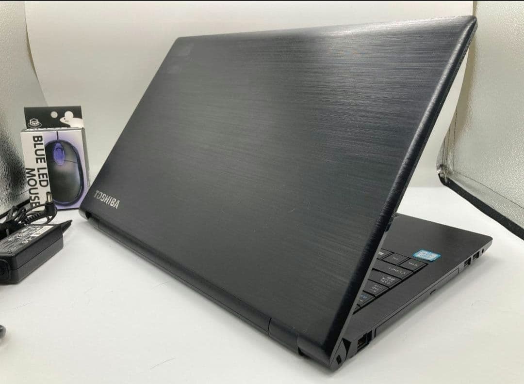 東芝 B55/B Corei5-6200U SSD256GB 2017年製