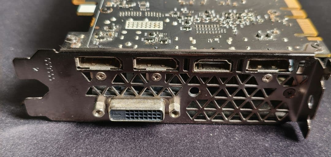 グラフィックボード　geforce GTX1080