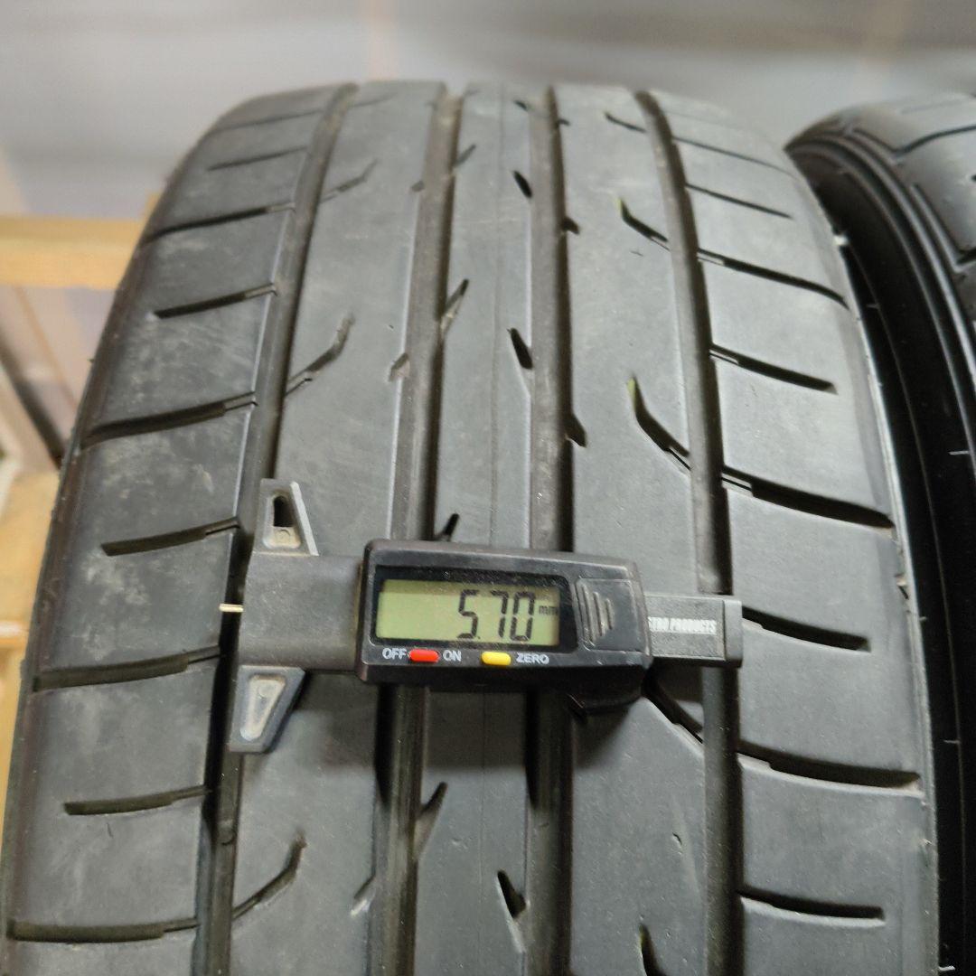 タイヤ・ホイール 225/40r18 DUNLOP (8-17)