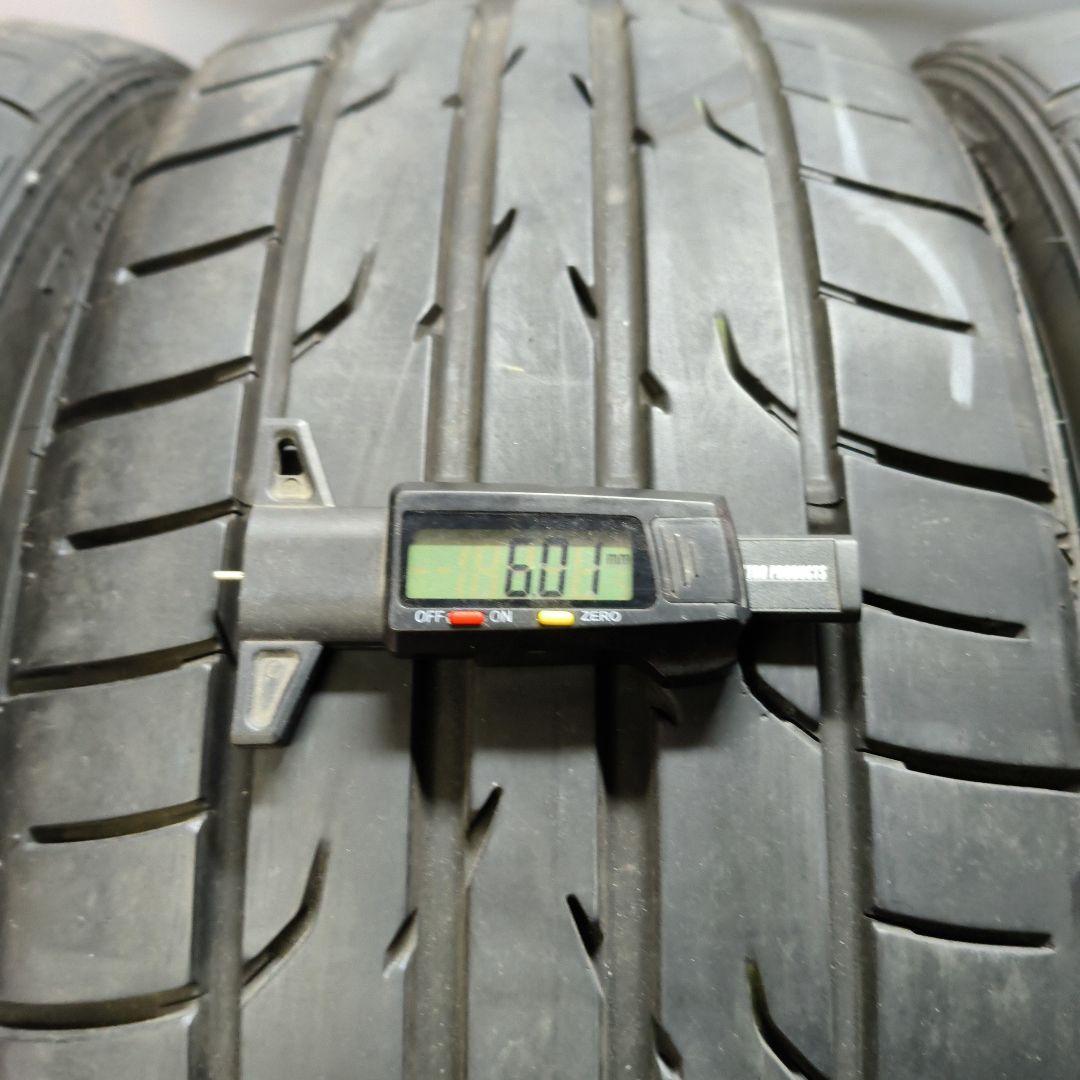 タイヤ・ホイール 225/40r18 DUNLOP (8-17)