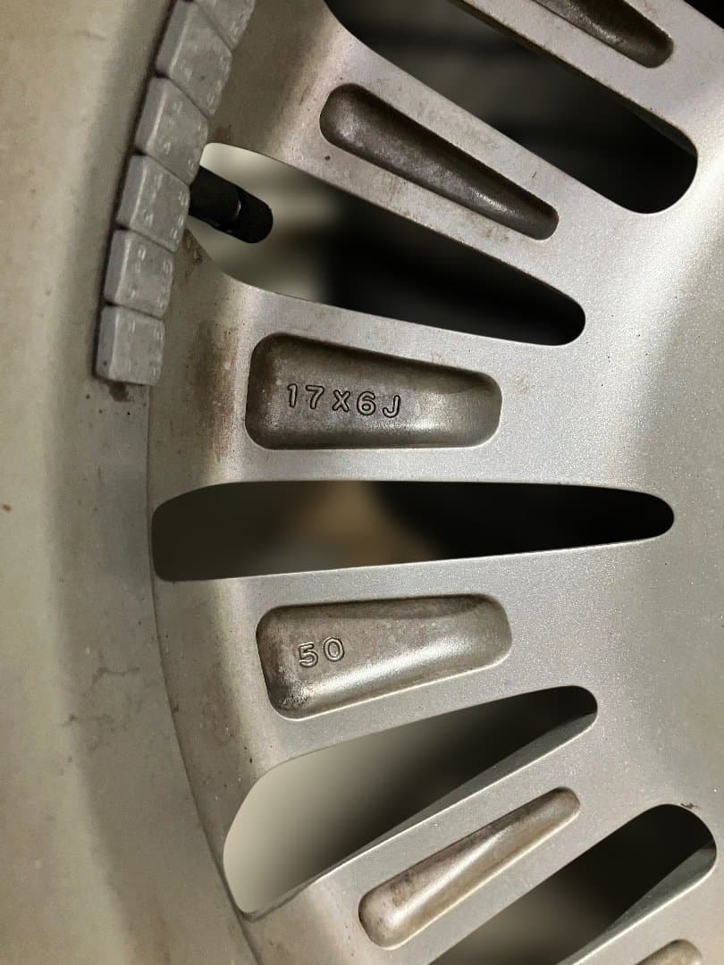 ②ホンダ純正　17インチホイール　2本