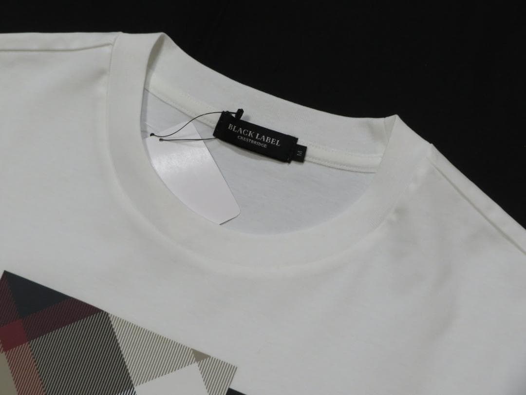 ブラックレーベルクレストブリッジ　半袖ロゴ入りデザインTシャツ　白　Mサイズ