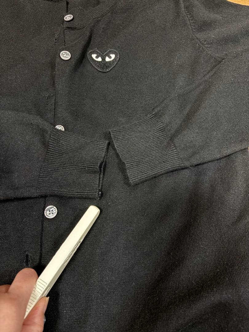 PLAY comme des garcons コムデギャルソン 黒 カーディガン