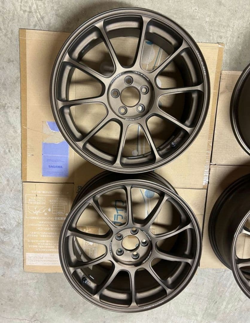 タイヤ・ホイール RAYS VOLK RACING ZE40 18x7.5J