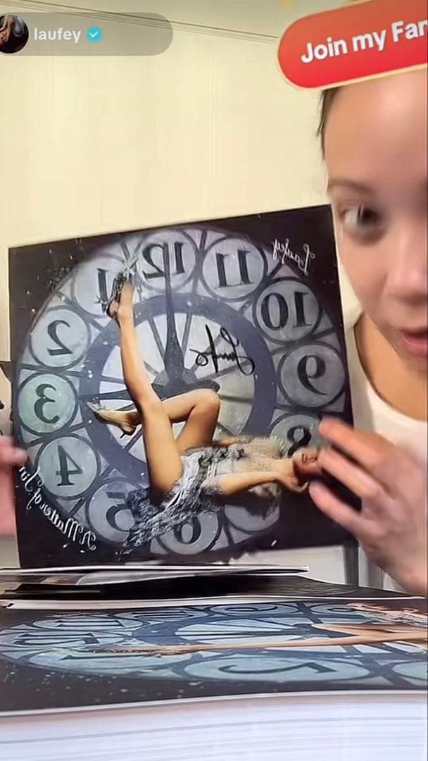 Laufey A matter of time レコード 直筆サイン入り