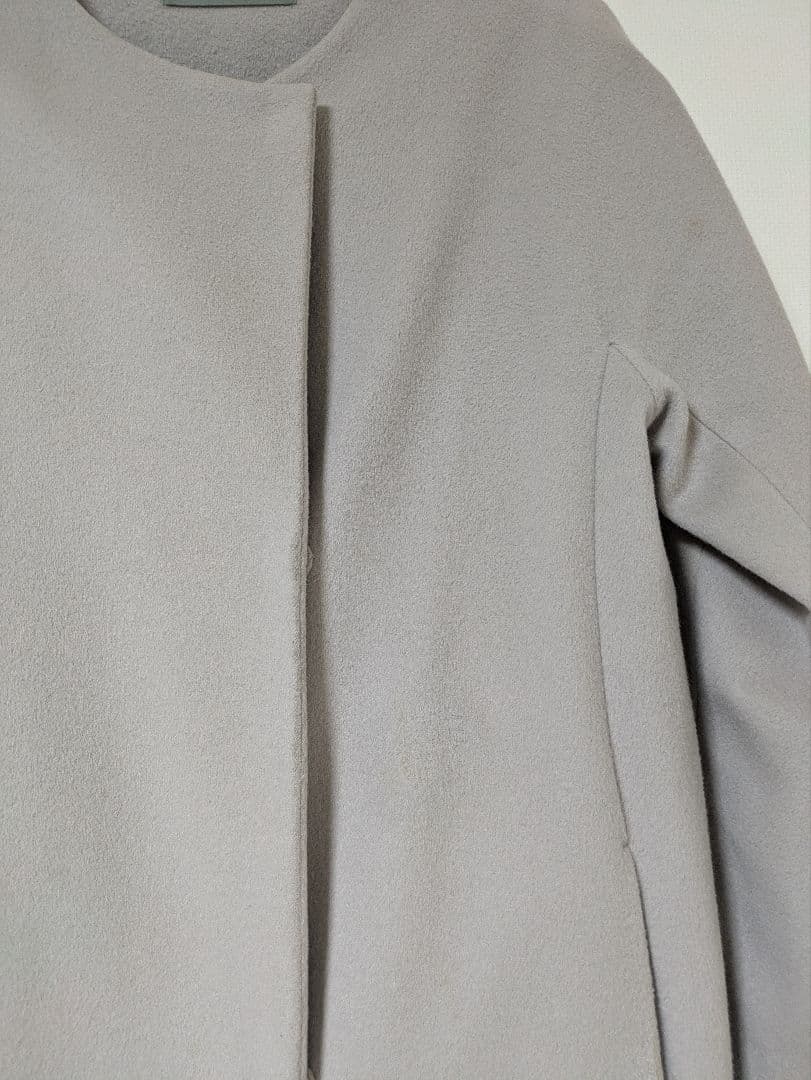 月曜日までセール　Theory luxe ノーカラーロングコート ライトベージュ
