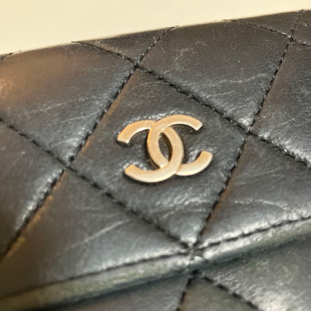 CHANEL ブラック キルティング 二つ折り財布