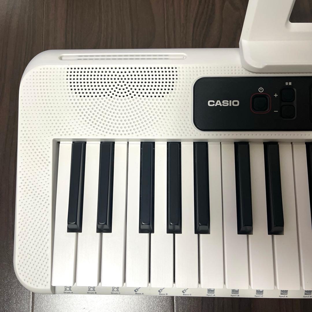 CASIO CT-S200 Casiotone 電子キーボード　61鍵盤