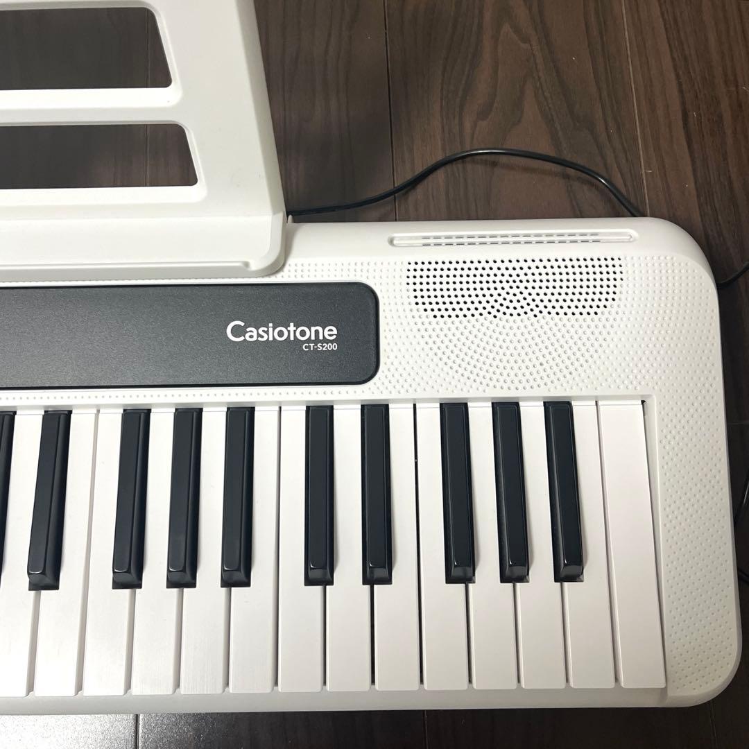 CASIO CT-S200 Casiotone 電子キーボード　61鍵盤