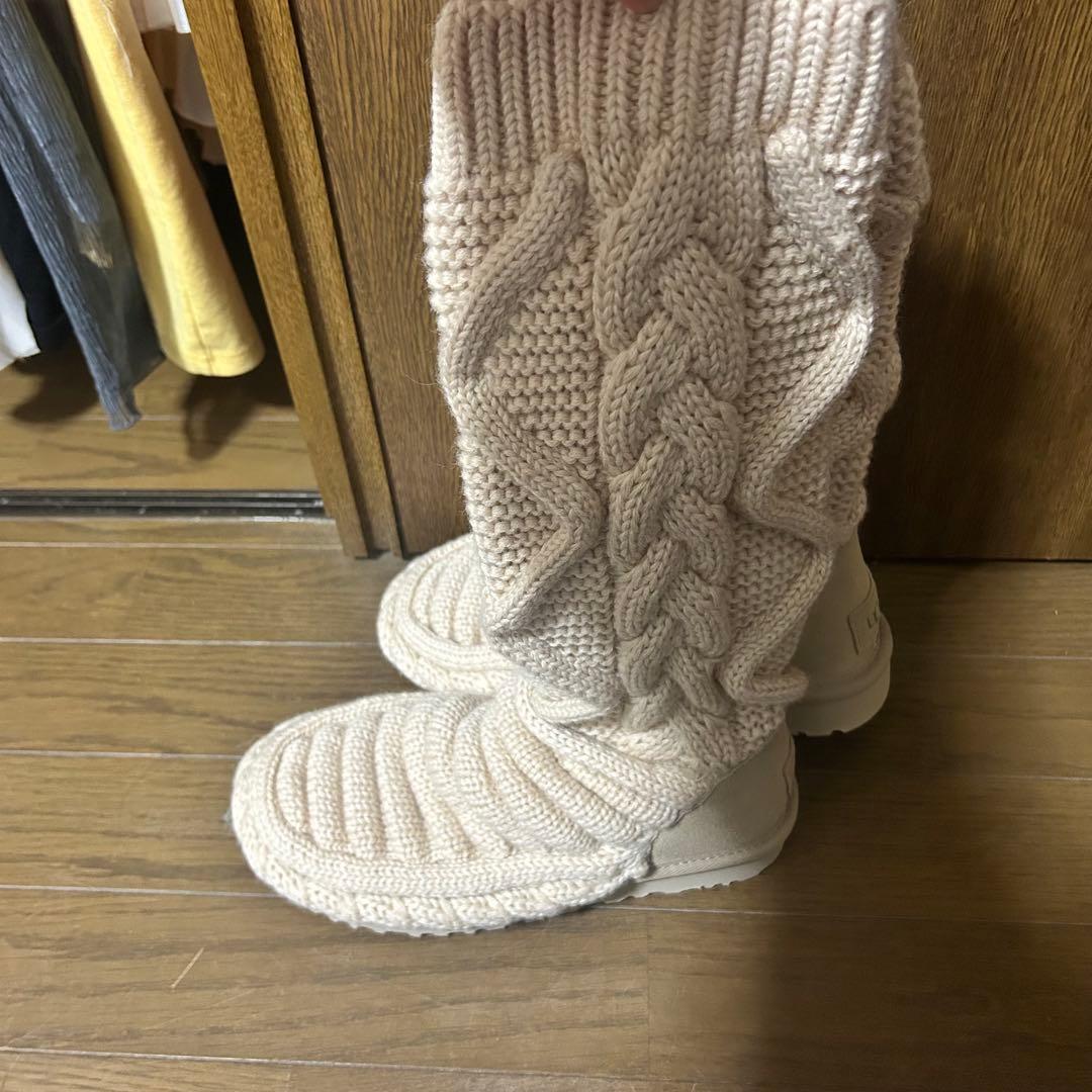 靴 UGG Classic Tall Chunky Knit Boot