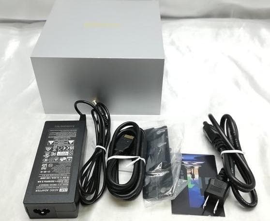 ミニPC GMKtec NucBox K6 7840HS/32G DDR5/1T/USB4