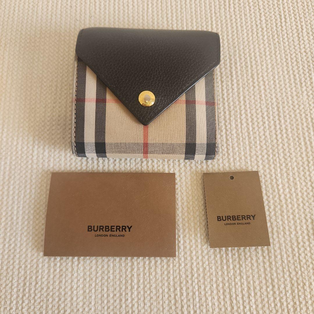 BURBERRY 三つ折り財布 チェック柄