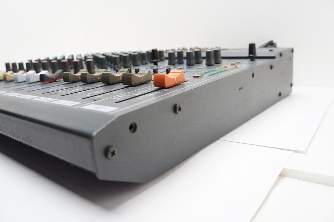 ＜動作品＞ YAMAHA MX 12/4 アナログミキサー