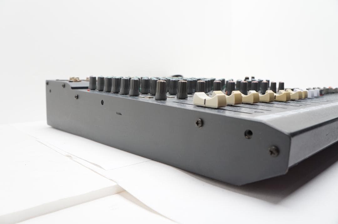 ＜動作品＞ YAMAHA MX 12/4 アナログミキサー