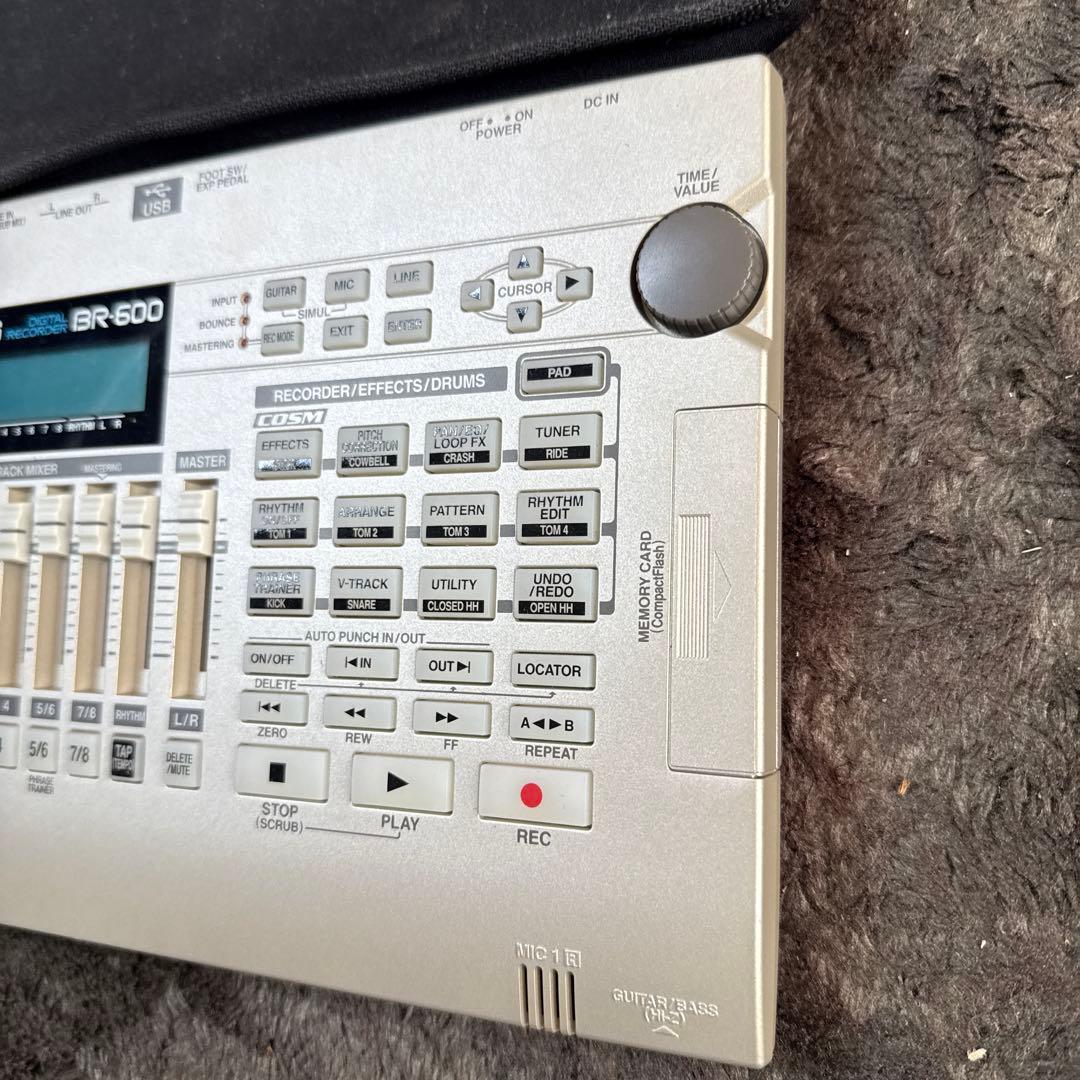 BOSS BR-600 マルチトラックレコーダー