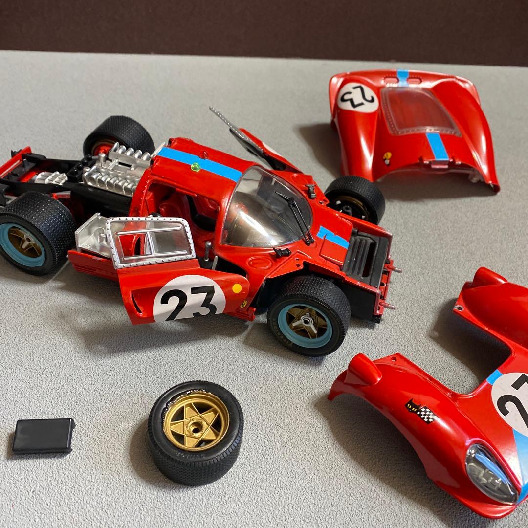 1/18 フェラーリ330p4