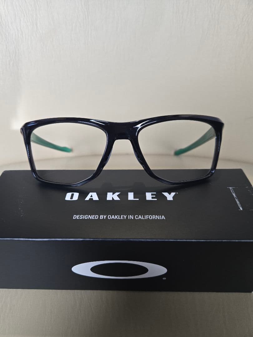 新品！OAKLEY OX8144 KNOLLSメンズ　サングラス フレーム