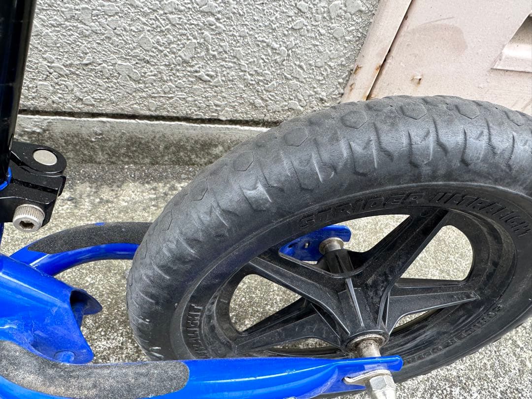 最終値下げストライダー　ブルー　日本正規品