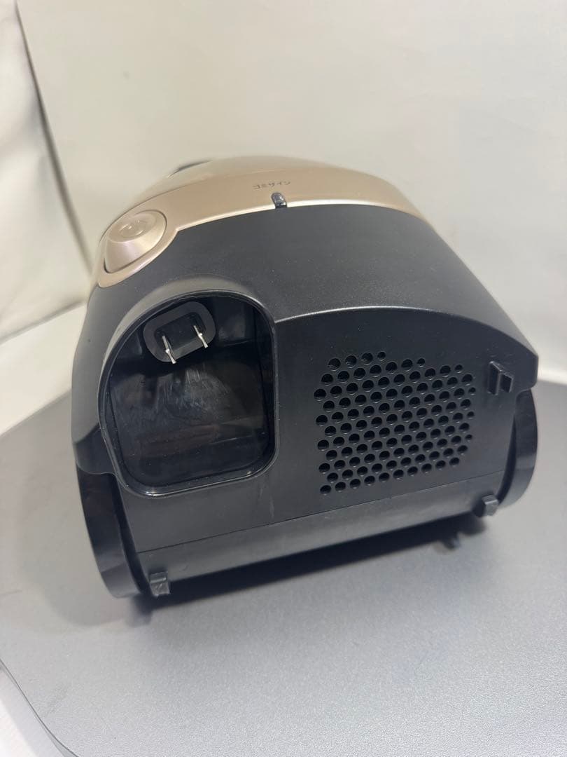 東芝　VC-PJ7Aクリーナー　2021年製 掃除機