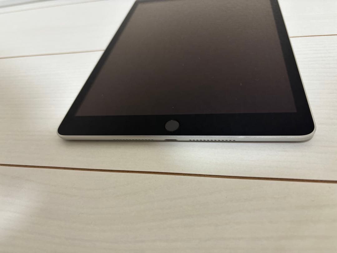 iPad9（第9世代） 64GB Wi-Fiモデル 本体 電池最良好 iPad