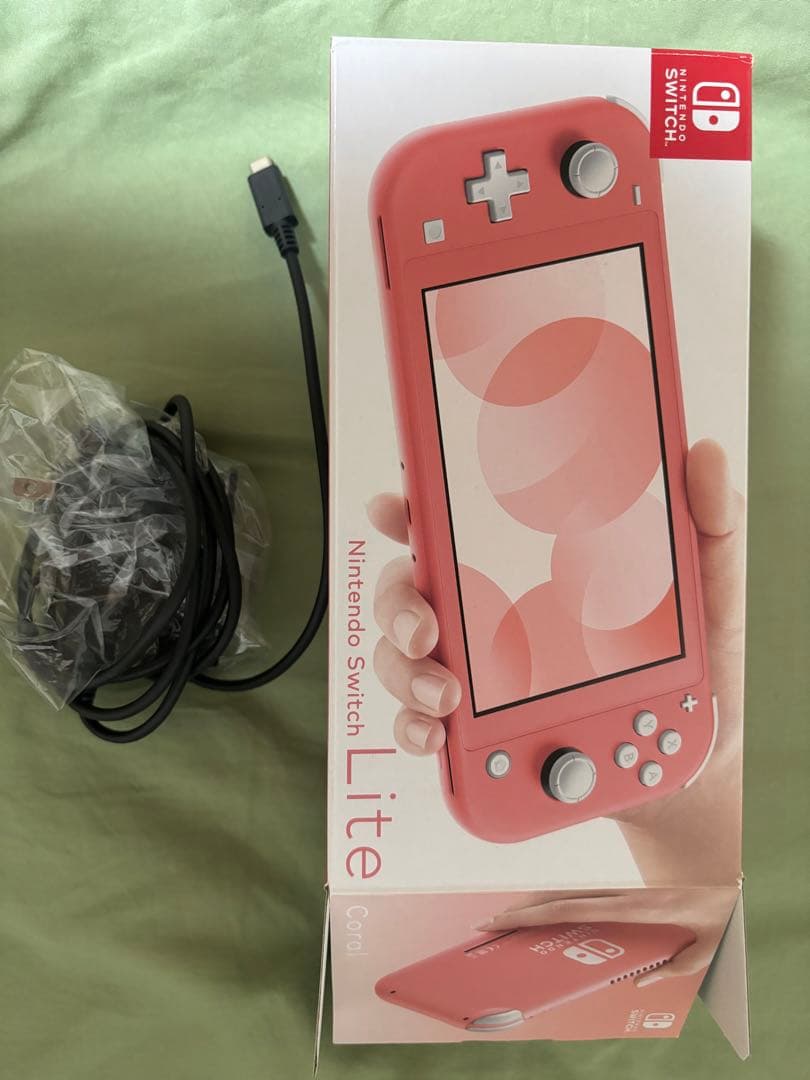 つ*く様 ※ジャンク品 Nintendo Switch Lite コーラル